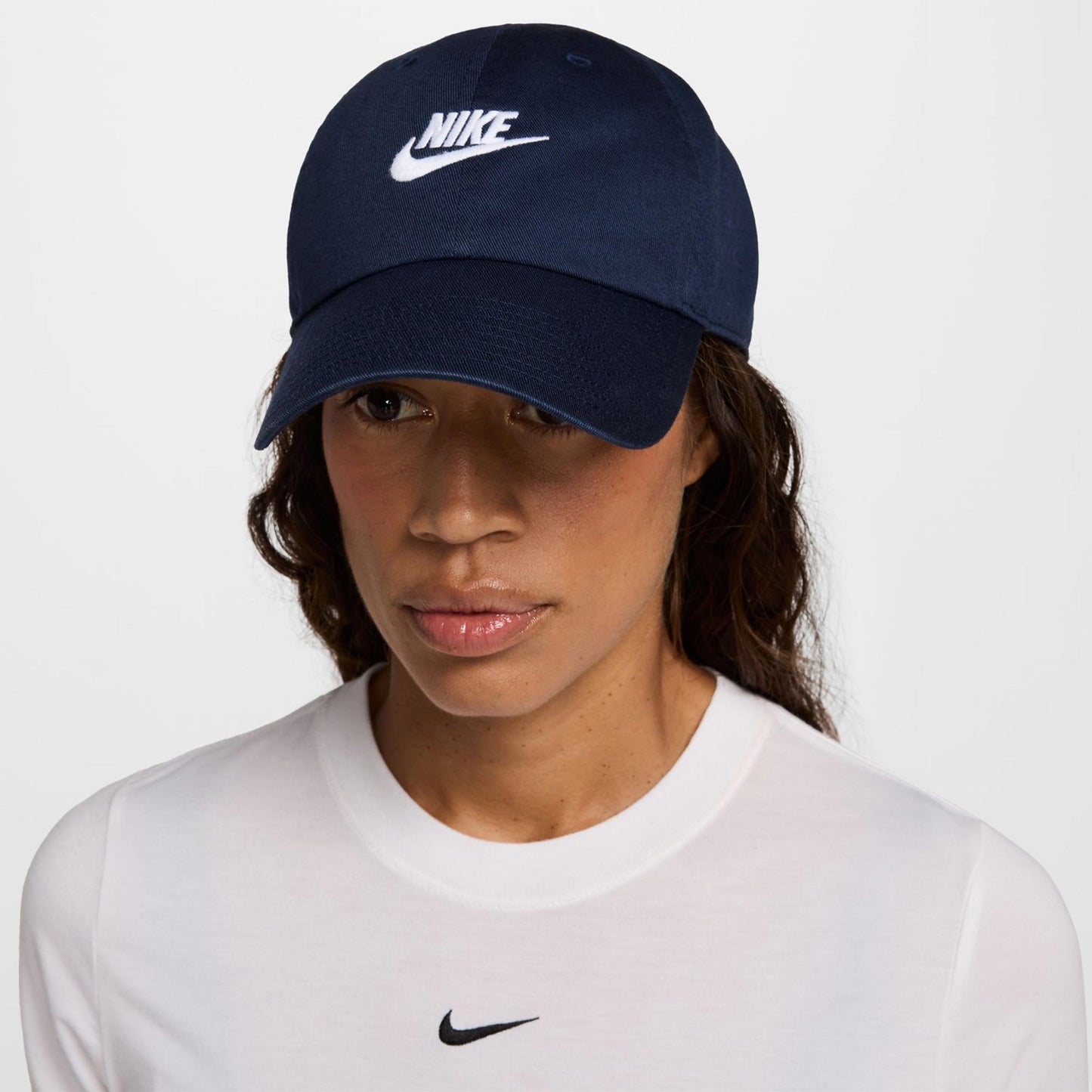Nike Club Futura Metal Swoosh Keps-Mörkblå,Vit