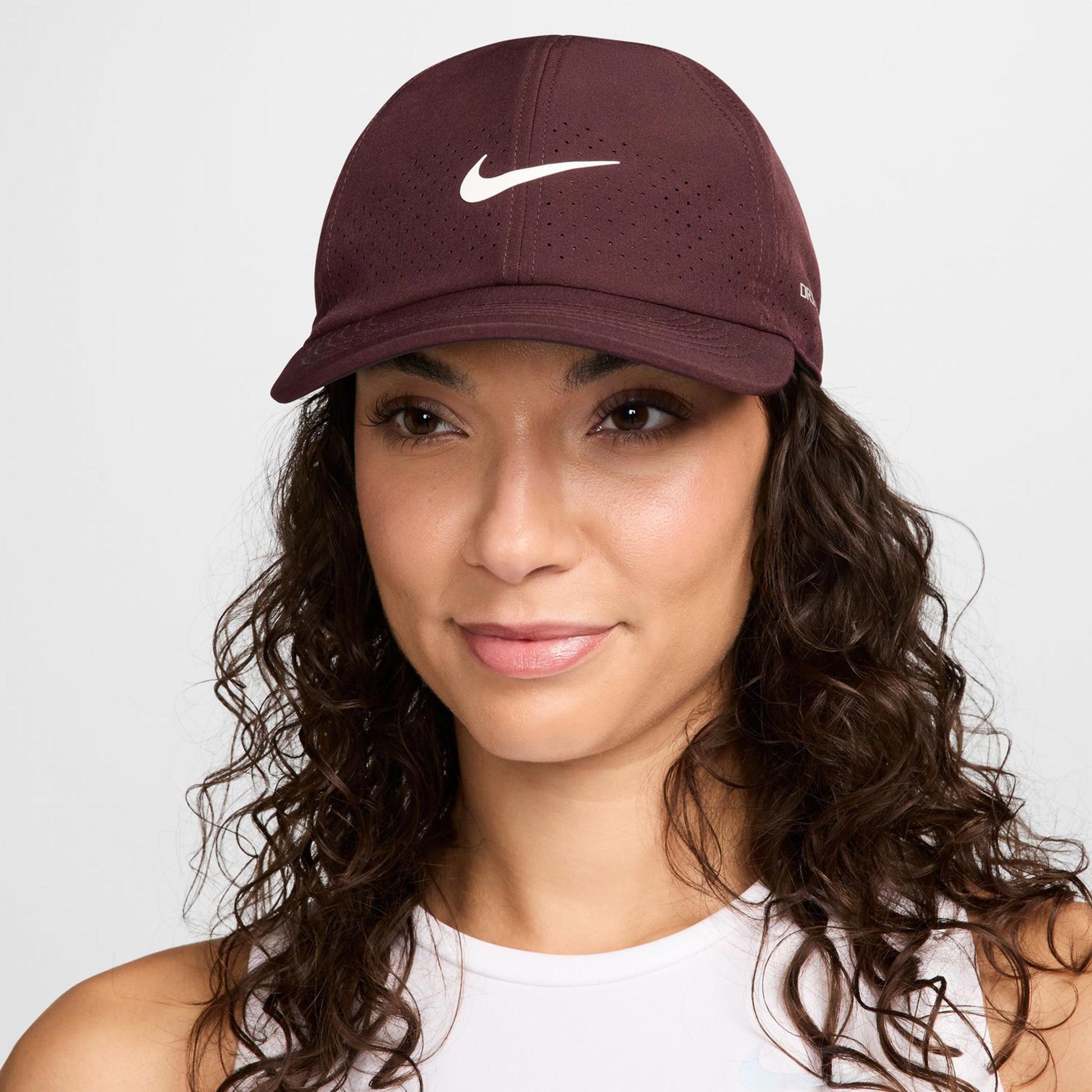 Nike Dri-Fit Advantage Keps-Mörkröd