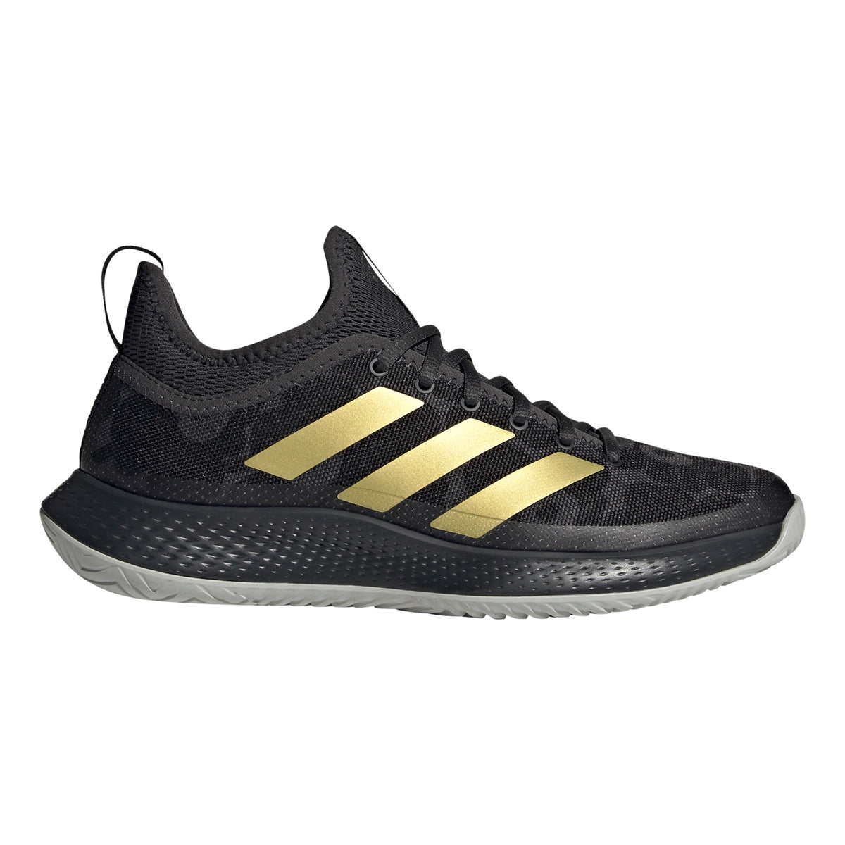 adidas Defiant Generation Allroundsko Damer - svart, guld