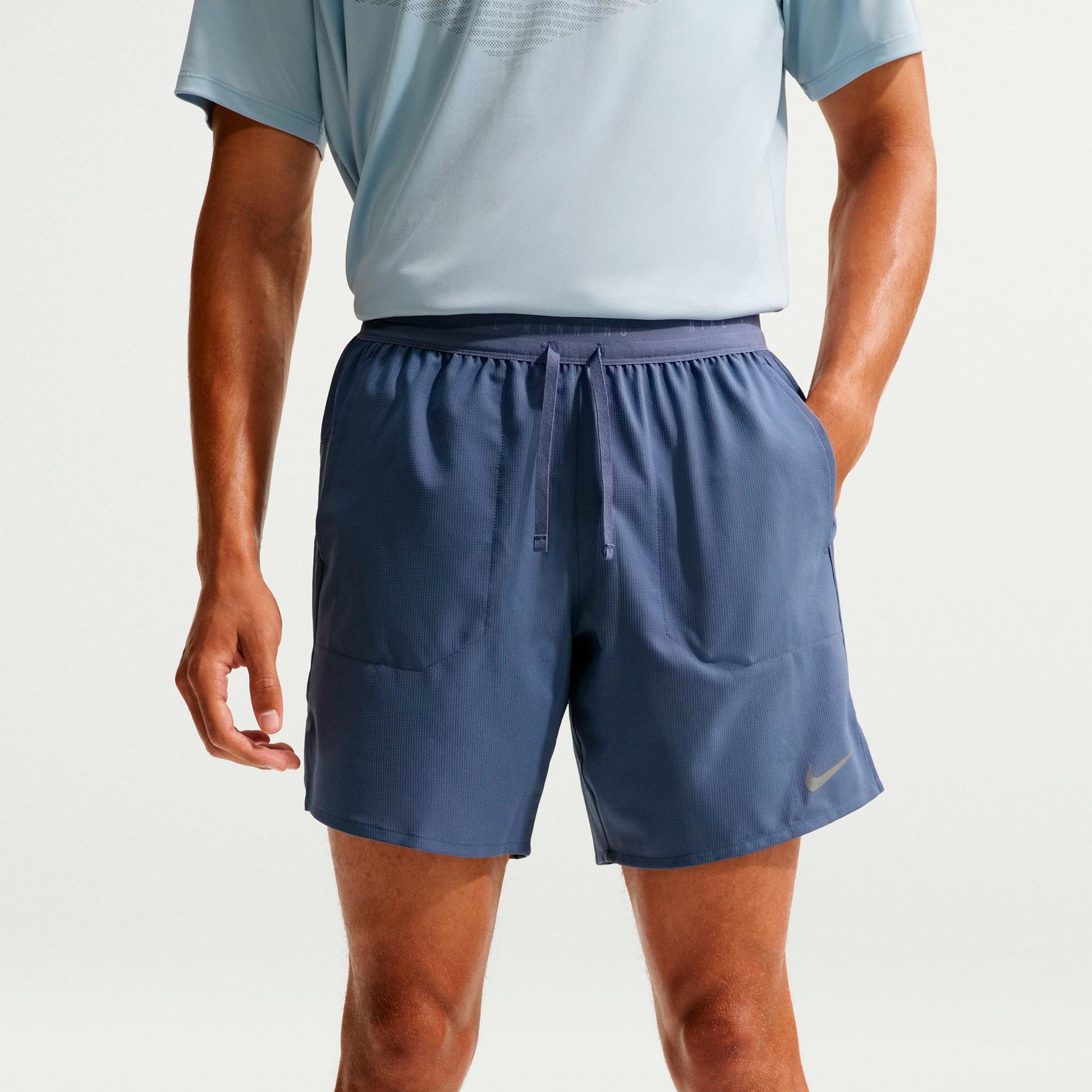 Nike Stride 7in  Löparshorts Herrar - blå, silver