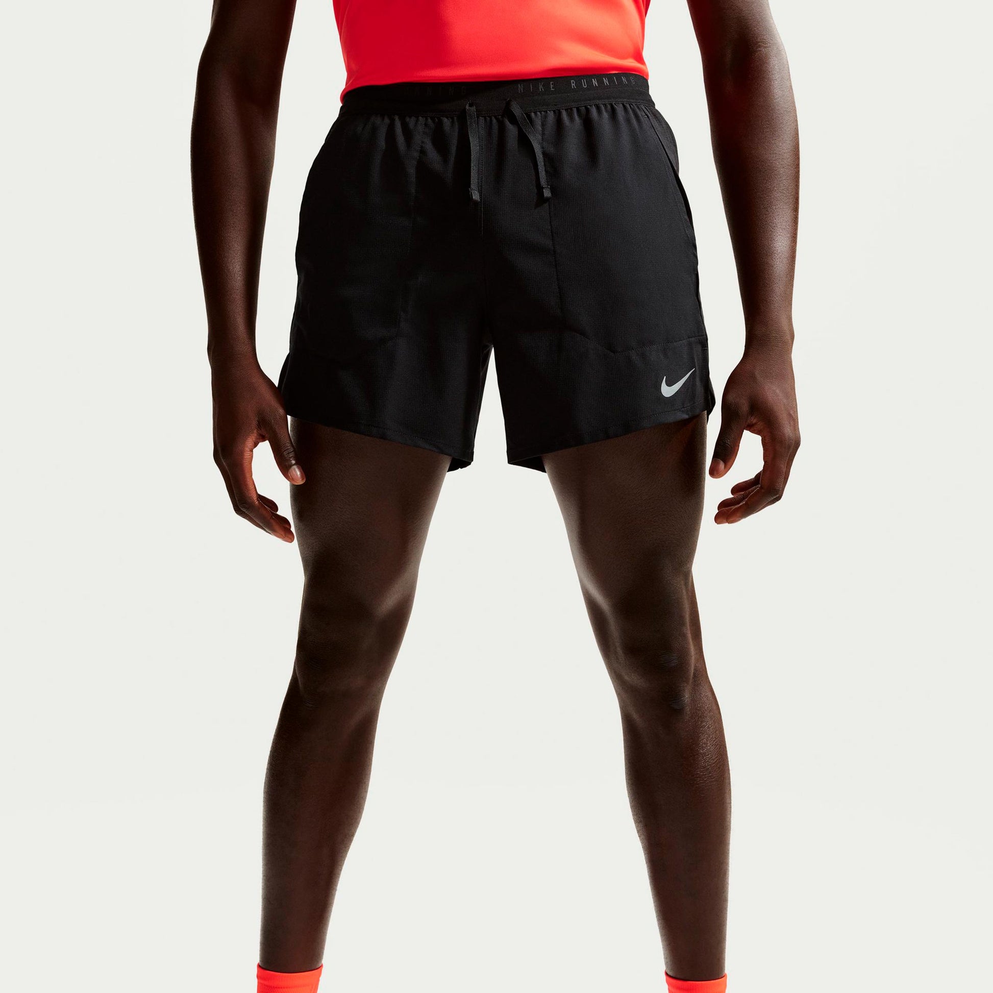 Nike STRIDE 5IN  Löparshorts Herrar - svart, silver