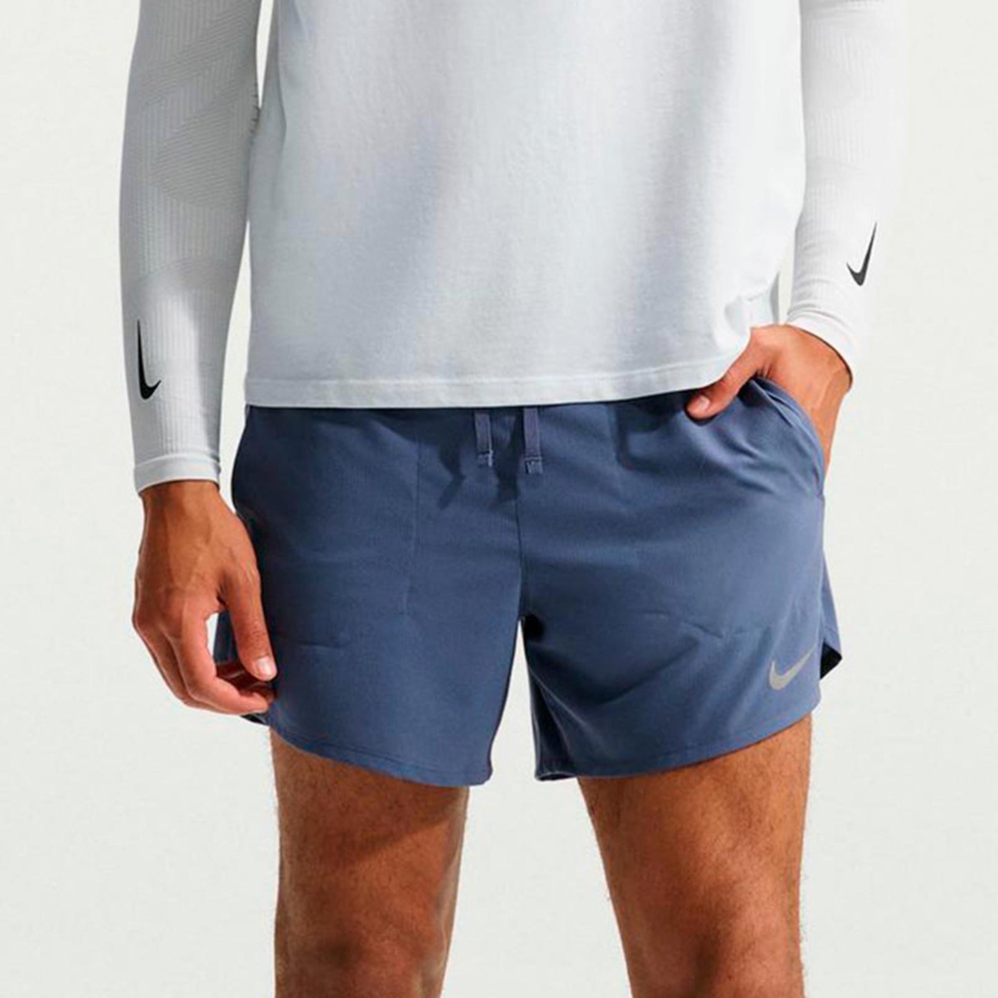 Nike Stride 5in  Löparshorts Herrar - blågrå, silver