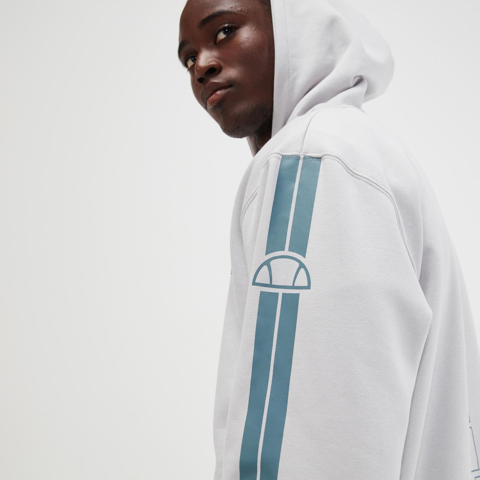 Ellesse